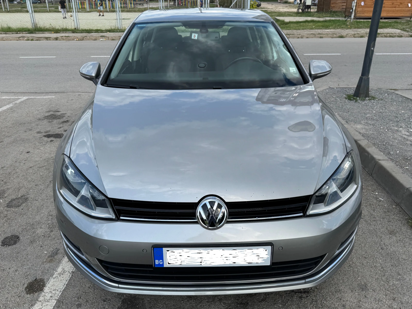 VW Golf 1.4 140 к.с., снимка 2 - Автомобили и джипове - 55493689