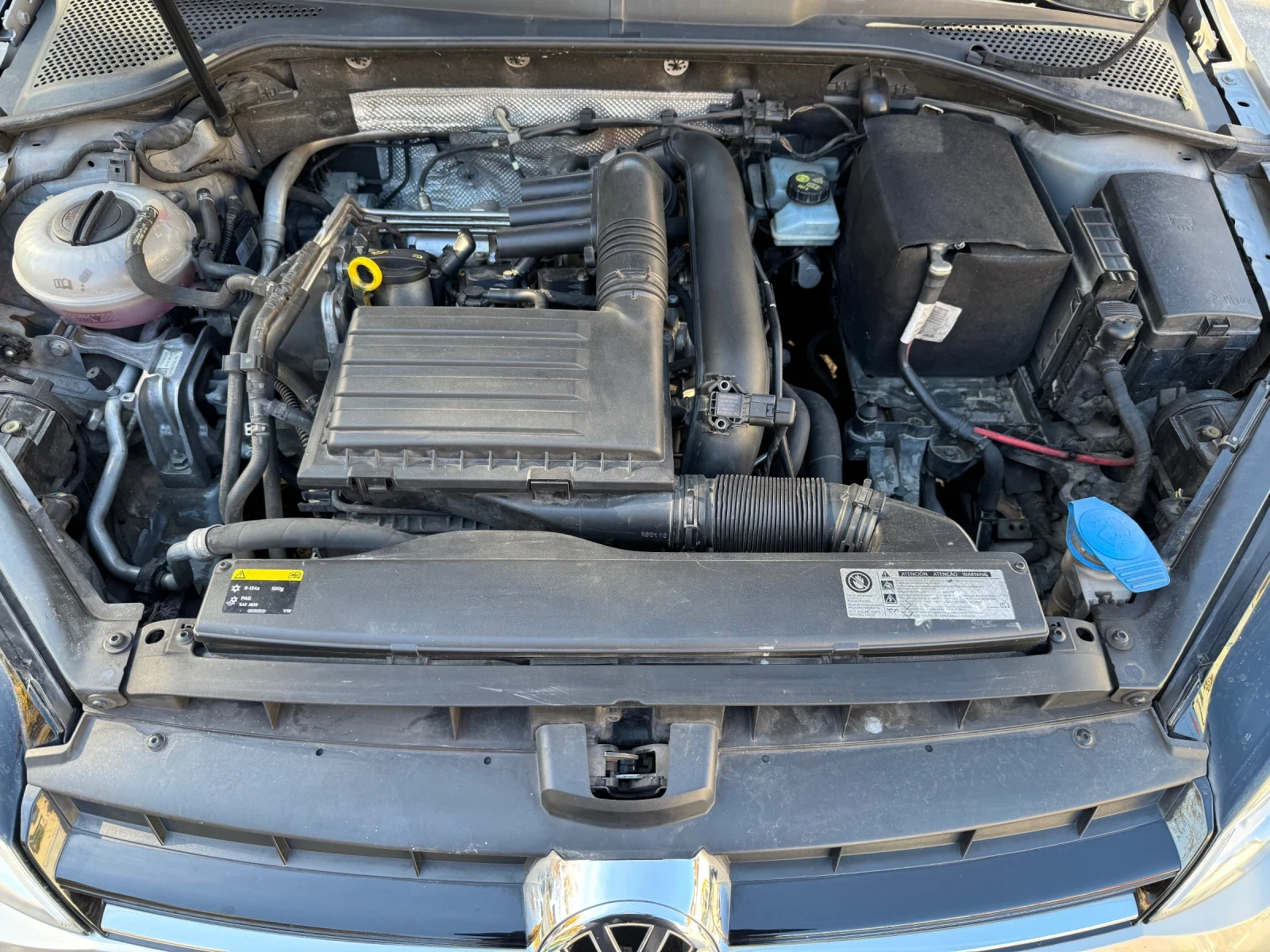 VW Golf 1.4 140 к.с., снимка 10 - Автомобили и джипове - 55493689