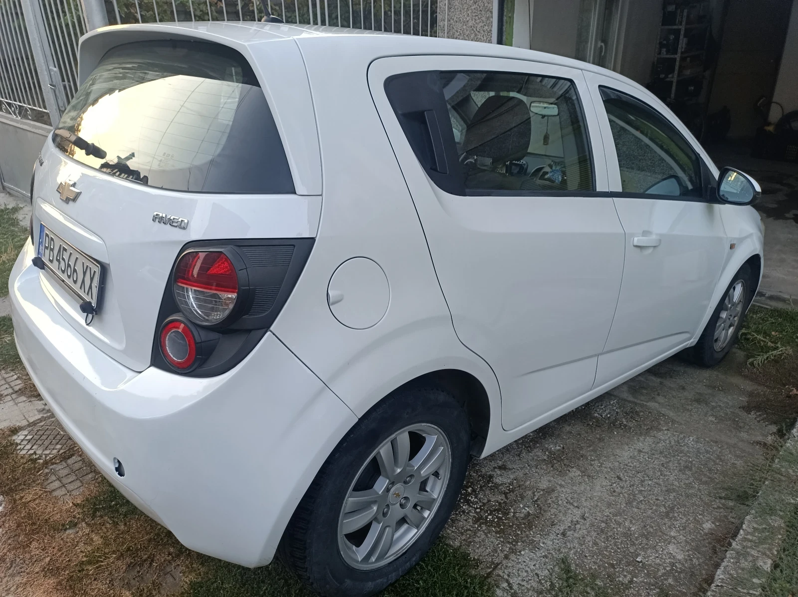 Chevrolet Aveo, снимка 4 - Автомобили и джипове - 55905156