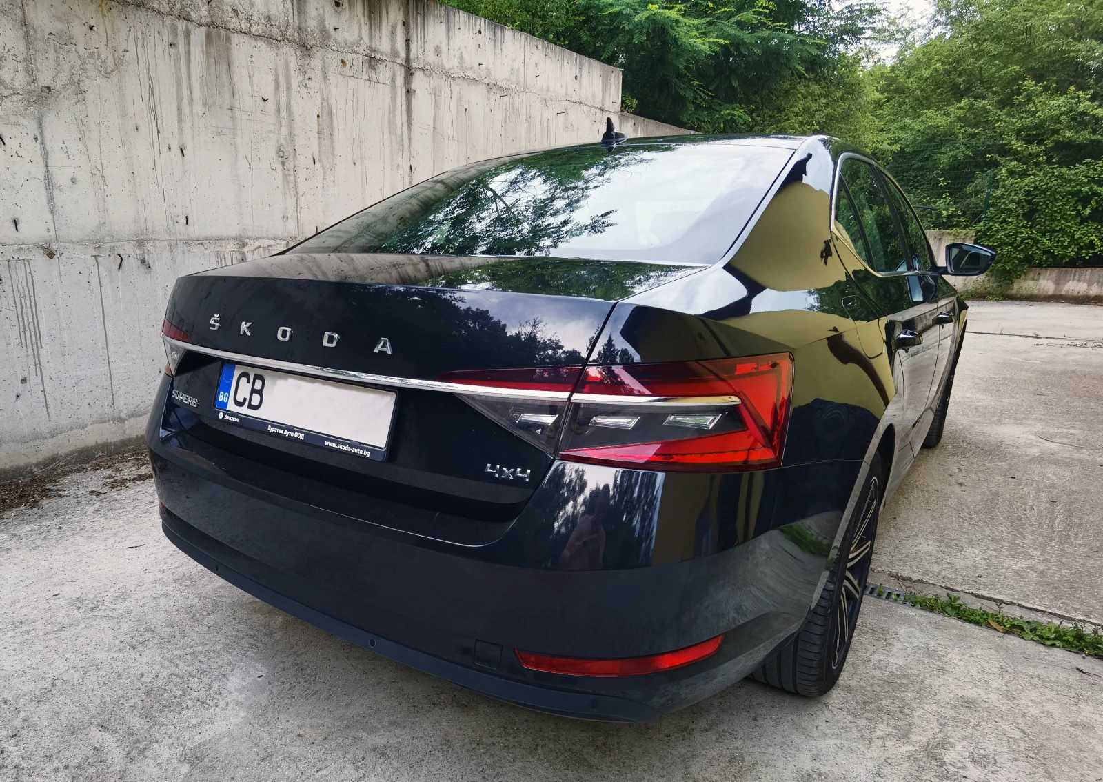 Skoda Superb 4x4, 200к.с., В гаранция, снимка 5 - Автомобили и джипове - 55944185