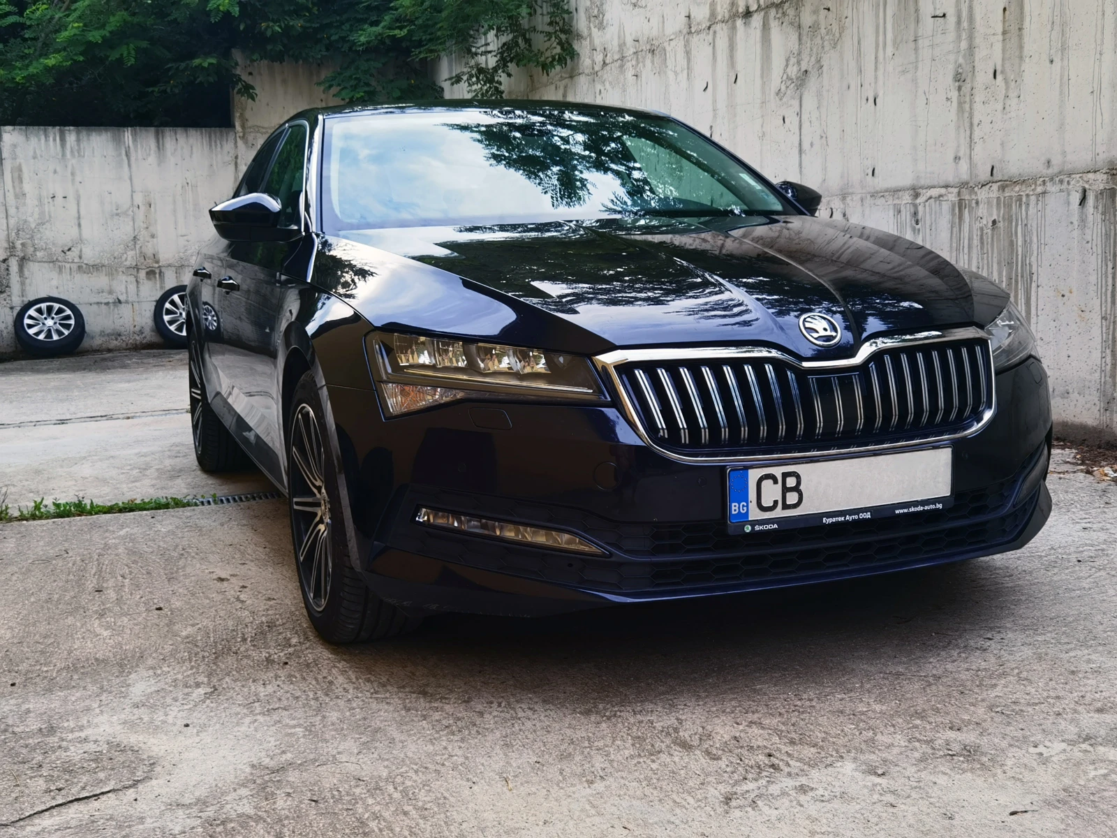 Skoda Superb 4x4, 200к.с., В гаранция, снимка 3 - Автомобили и джипове - 55944185
