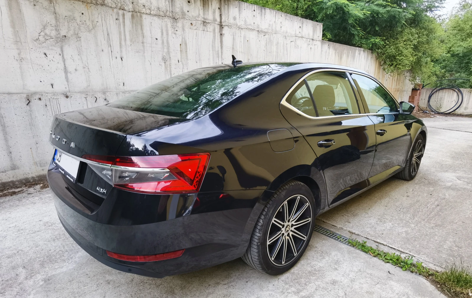 Skoda Superb 4x4, 200к.с., В гаранция, снимка 4 - Автомобили и джипове - 55944185