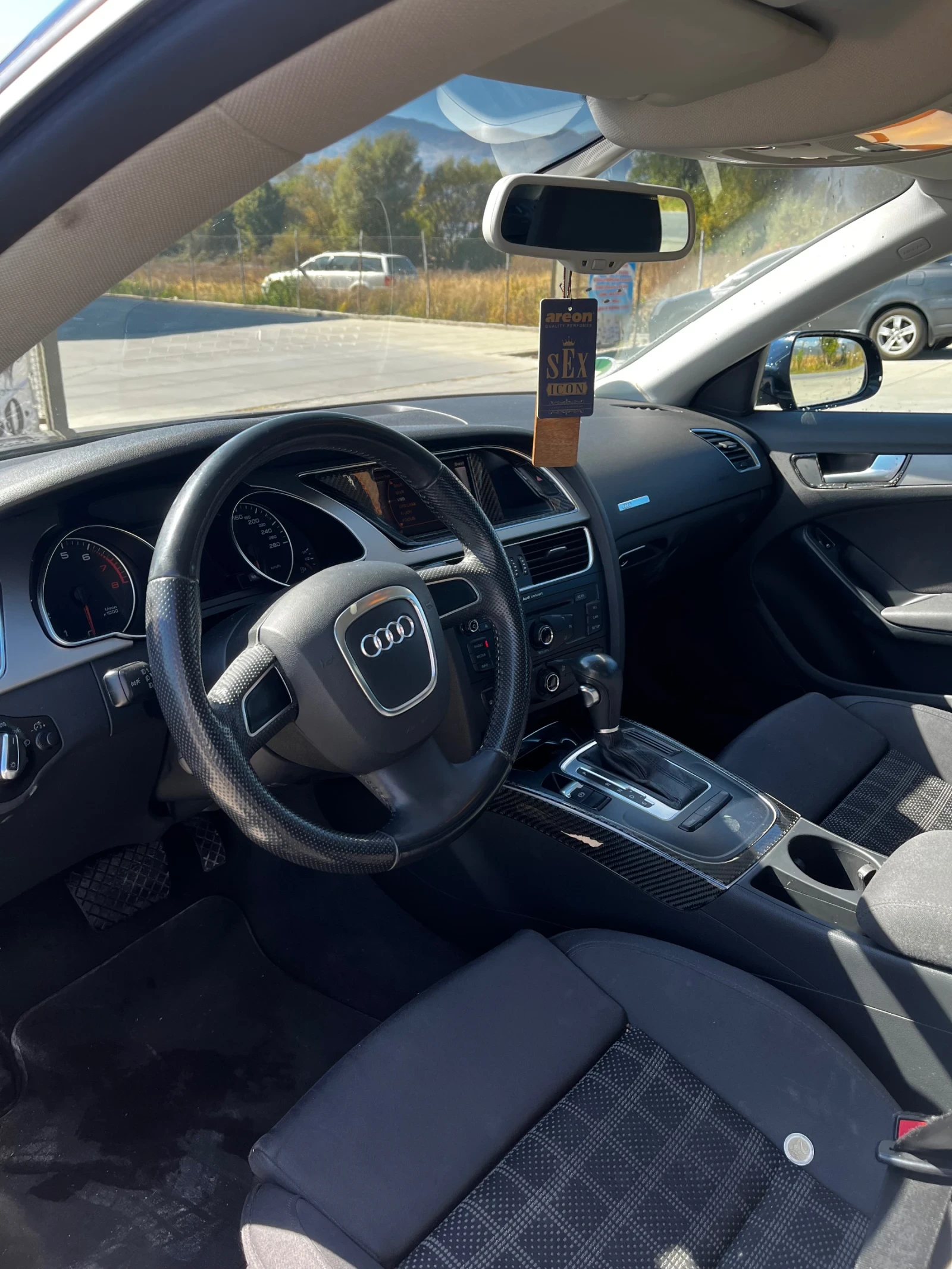 Audi A5 1.8 tfsi , снимка 6 - Автомобили и джипове - 56460615