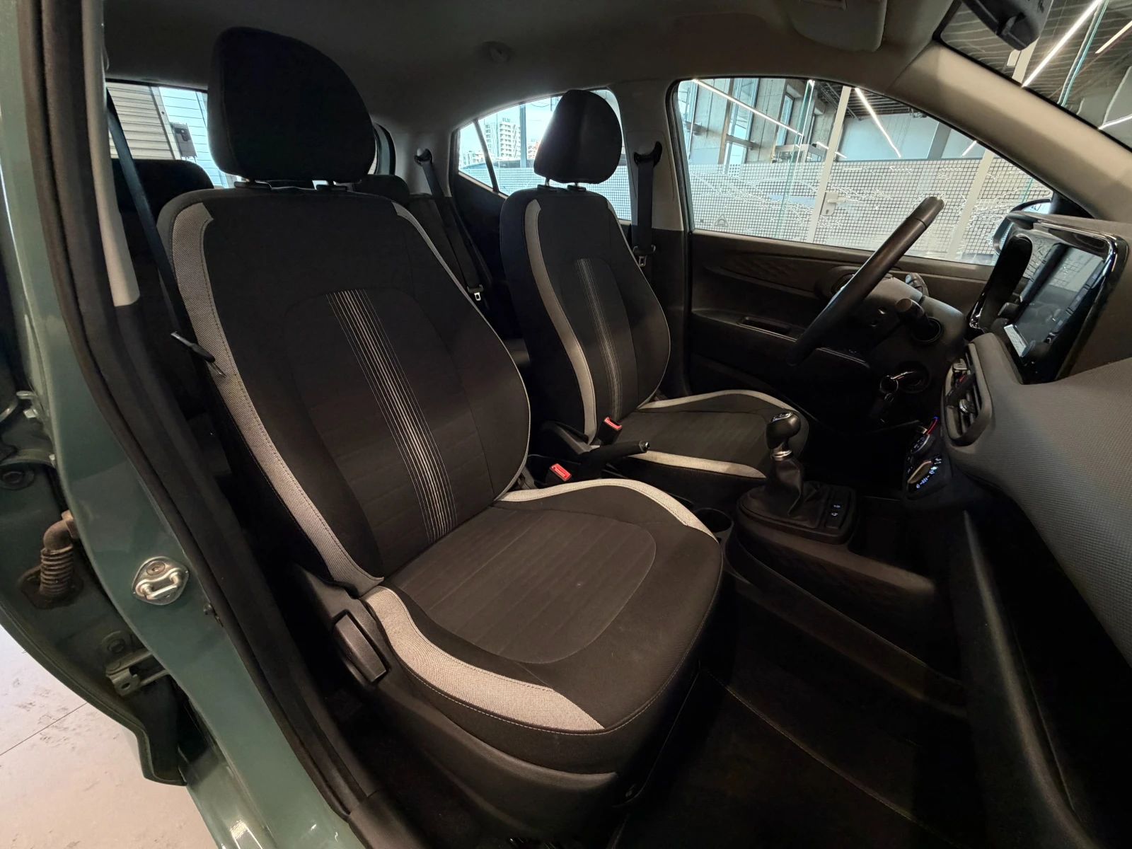 Hyundai I10 COMFORT, снимка 16 - Автомобили и джипове - 56518942