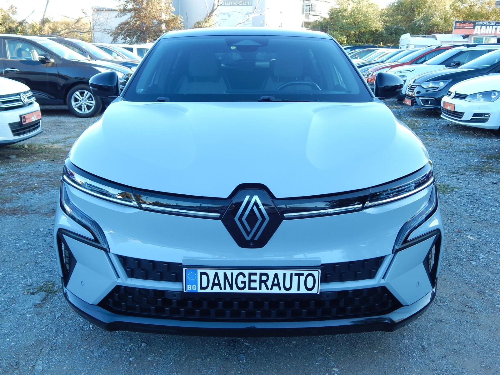 Renault Megane * E-TECH* 60KW* , снимка 2 - Автомобили и джипове - 56567640