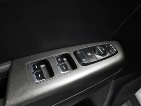 Kia Sportage 2.0 CRDi 4WD, снимка 17