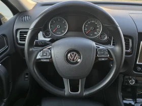VW Touareg 3.0TDI FULL SERVICE HISTORY , снимка 10