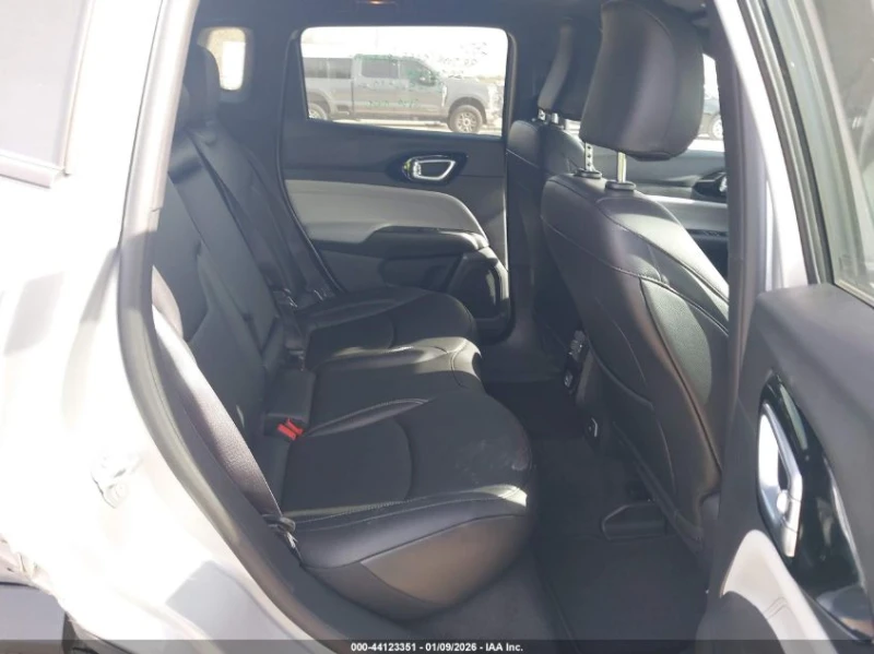 Jeep Compass 2.0L I-4 DI, DOHC, VVT, TURBO, 200HP 4X4 Drive, снимка 13 - Автомобили и джипове - 53113068