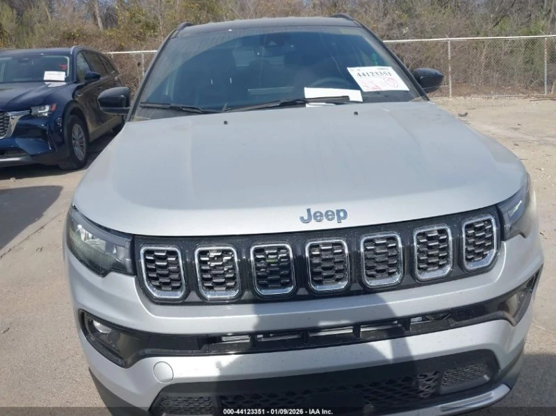 Jeep Compass 2.0L I-4 DI, DOHC, VVT, TURBO, 200HP 4X4 Drive, снимка 4 - Автомобили и джипове - 53113068