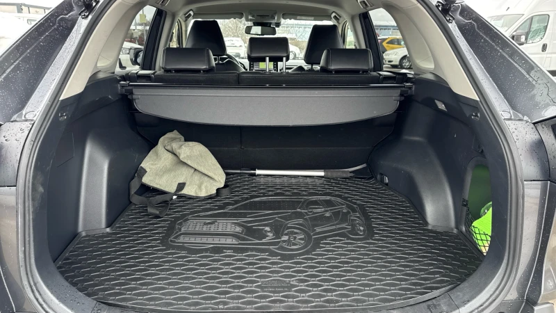 Toyota Rav4 LUXURY 2.5 HEV AWD, снимка 13 - Автомобили и джипове - 53446324