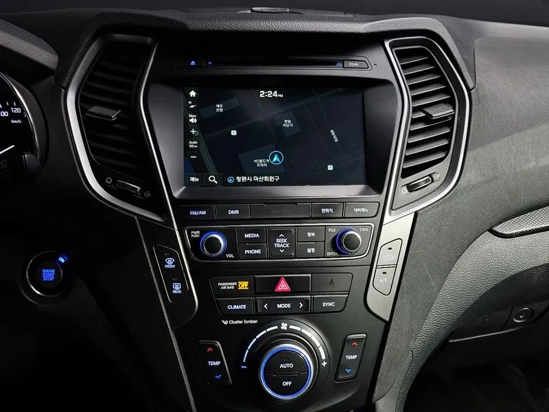 Hyundai Santa fe 2.0, снимка 14 - Автомобили и джипове - 54256635