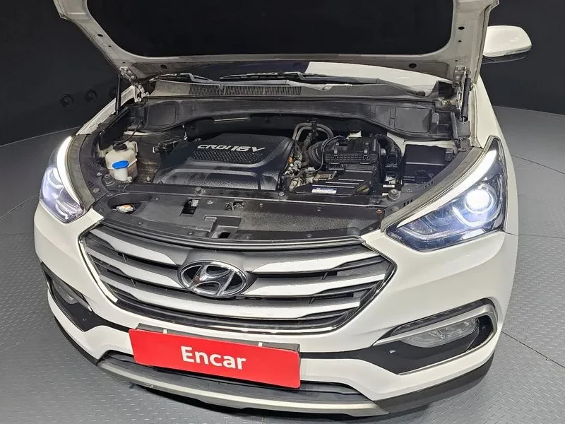 Hyundai Santa fe 2.0, снимка 6 - Автомобили и джипове - 54256635