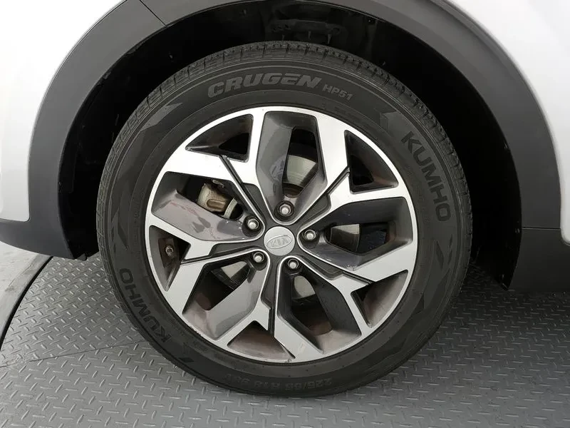 Kia Sportage 2.0 CRDi 4WD, снимка 5 - Автомобили и джипове - 54276680