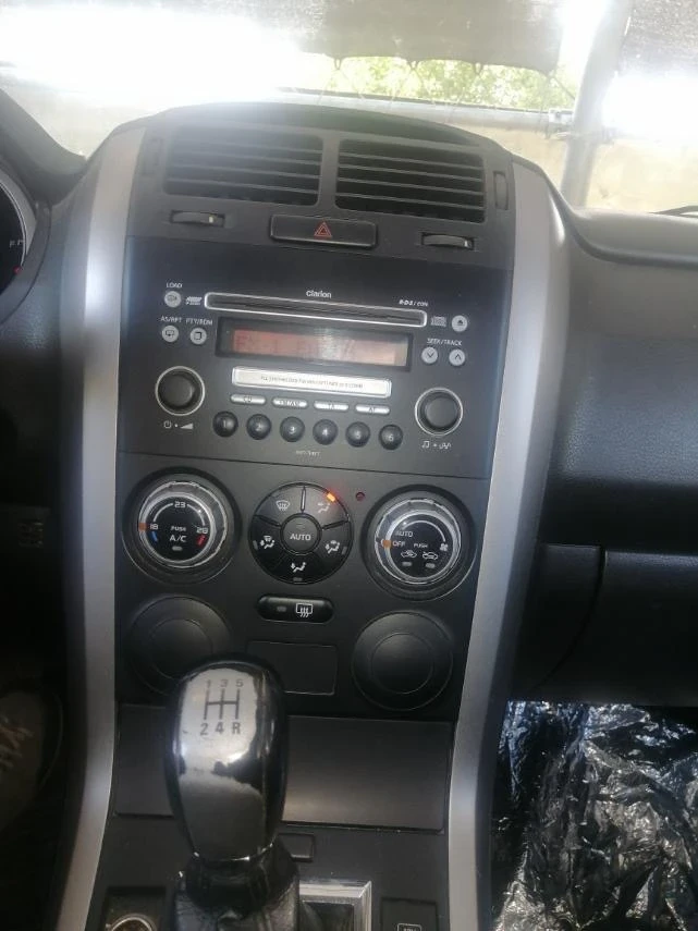 Suzuki Vitara, снимка 7 - Автомобили и джипове - 56182358