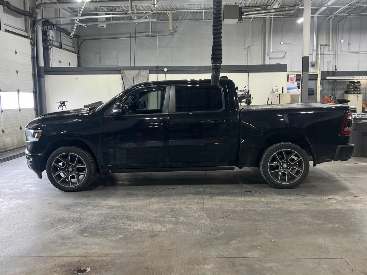 Dodge RAM 1500 CARFAX* ��������������� ��� ������������ ������ | Mobile.bg � ����������� 2
