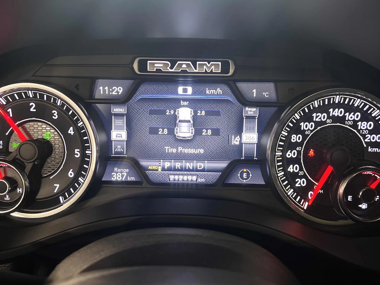 Dodge RAM 1500 CARFAX* ��������������� ��� ������������ ������ | Mobile.bg � ����������� 8