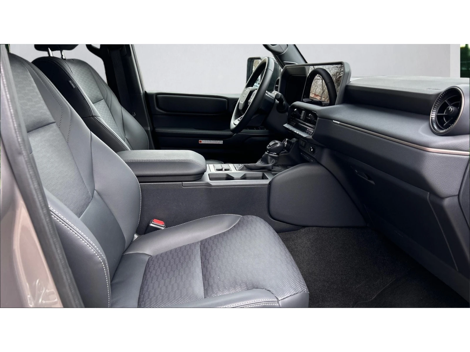 Toyota Land cruiser Месечна вноска от 1027   - изображение 6