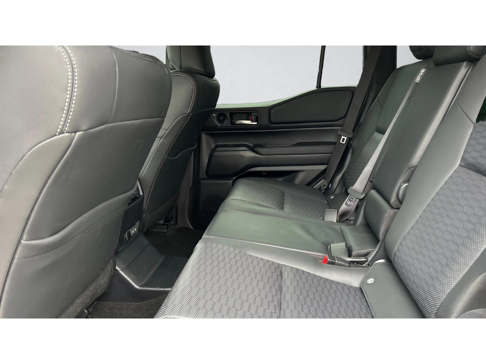 Toyota Land cruiser ������� ������ �� 1027   | Mobile.bg � ����������� 11
