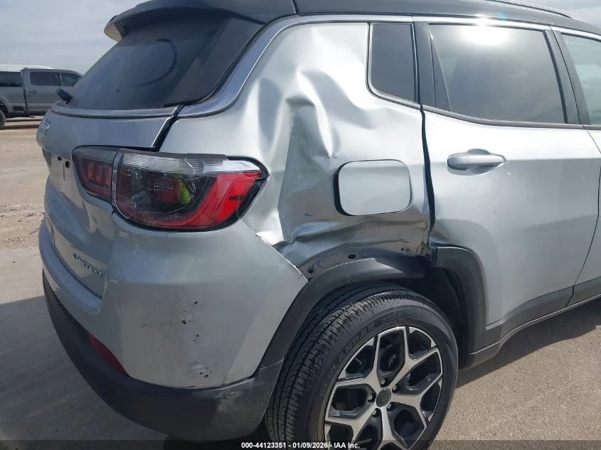 Jeep Compass 2.0L I-4 DI, DOHC, VVT, TURBO, 200HP 4X4 Drive | Mobile.bg � ����������� 11