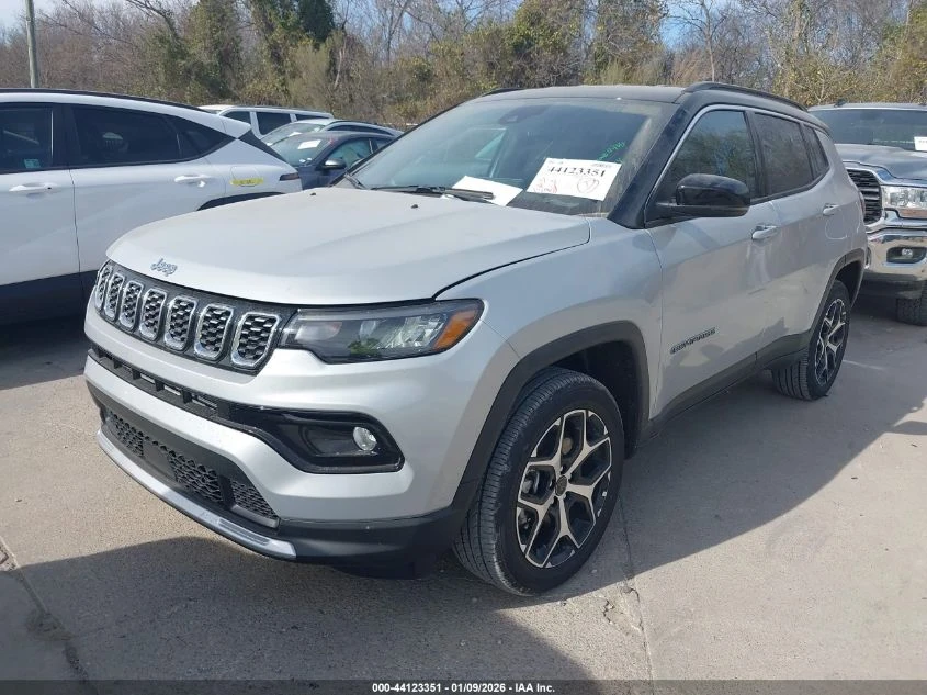 Jeep Compass 2.0L I-4 DI, DOHC, VVT, TURBO, 200HP 4X4 Drive - изображение 2