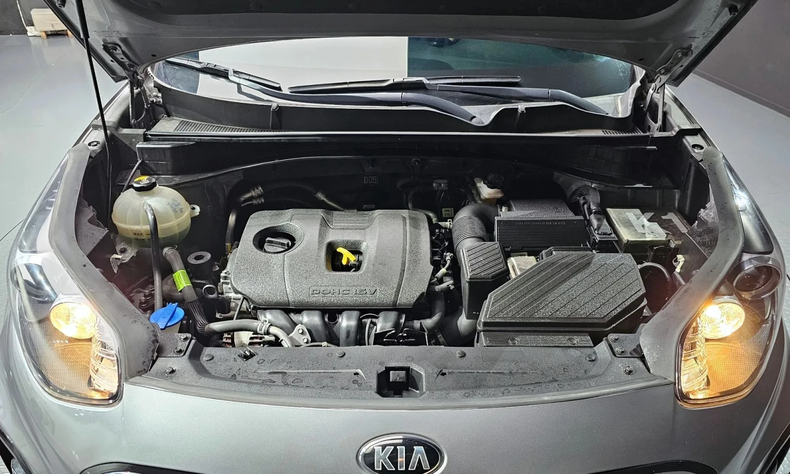 Kia Sportage 2.0 2Wd Prestige, снимка 5 - Автомобили и джипове - 53913930