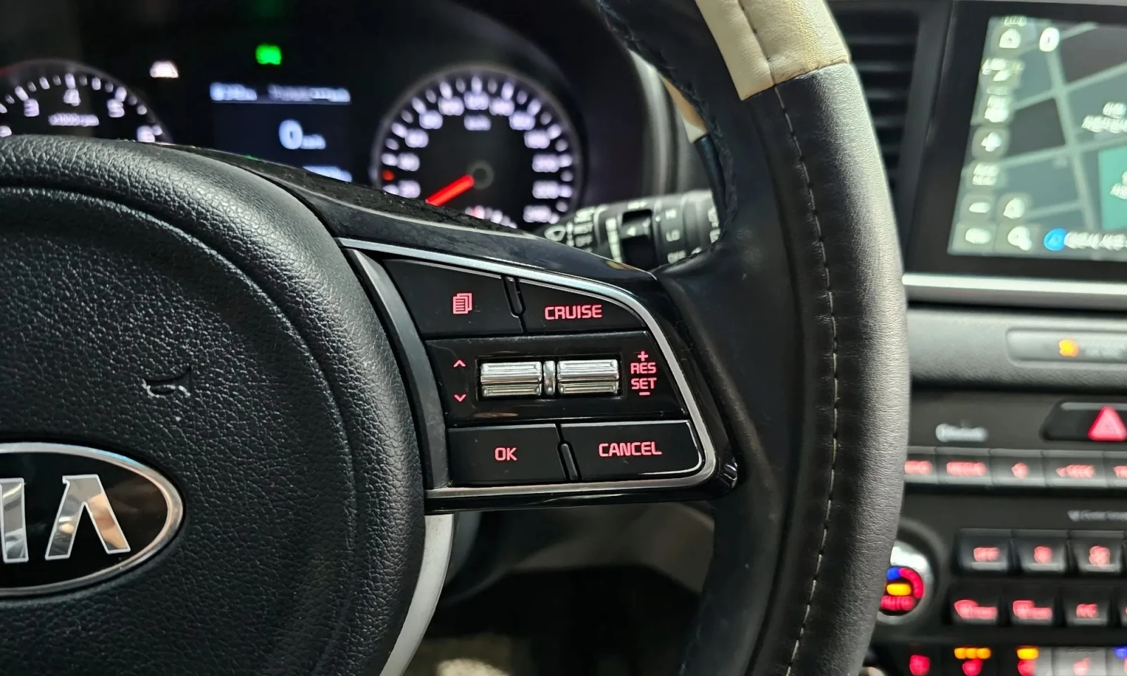 Kia Sportage 2.0 2Wd Prestige, снимка 16 - Автомобили и джипове - 53913930