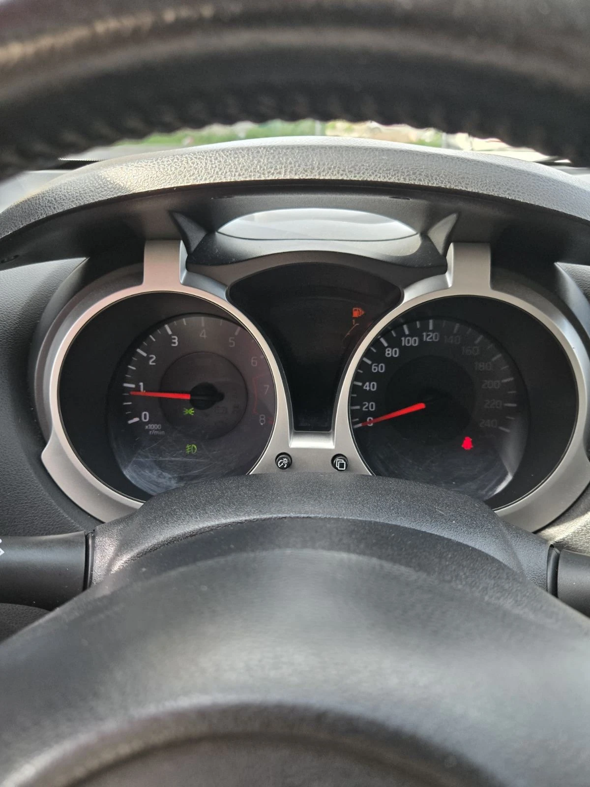 Nissan Juke газ, снимка 12 - Автомобили и джипове - 54173399