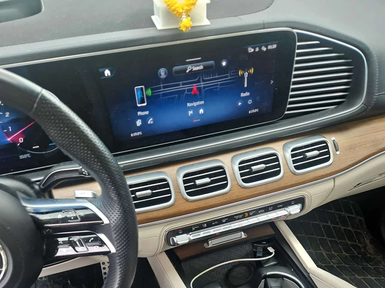 Mercedes-Benz GLS 450 ОБДУХВАНЕ/ПАНОРАМА/ДИСТРОНИК/360/HUD/OT MERCEDES, снимка 9 - Автомобили и джипове - 54232164