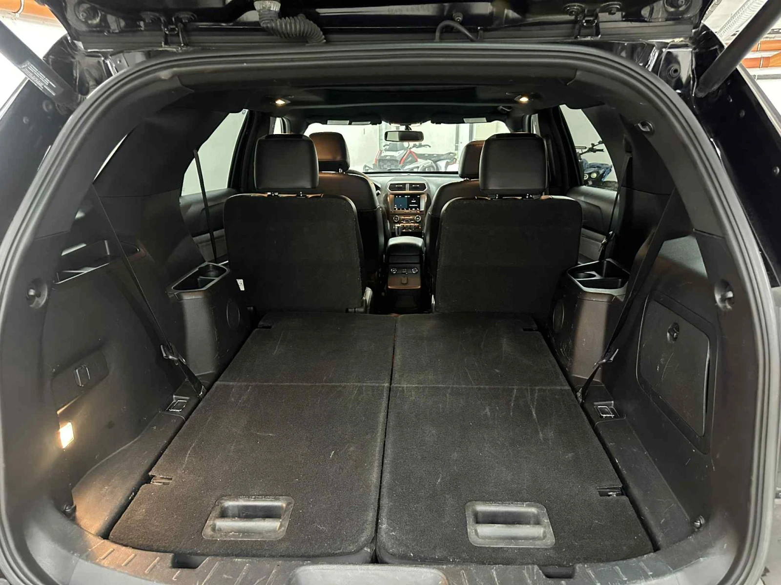 Ford Explorer XLT 4x4 3.5L V6 С ГАЗОВА УРЕДБА 6 МЕСТА, снимка 11 - Автомобили и джипове - 55472687