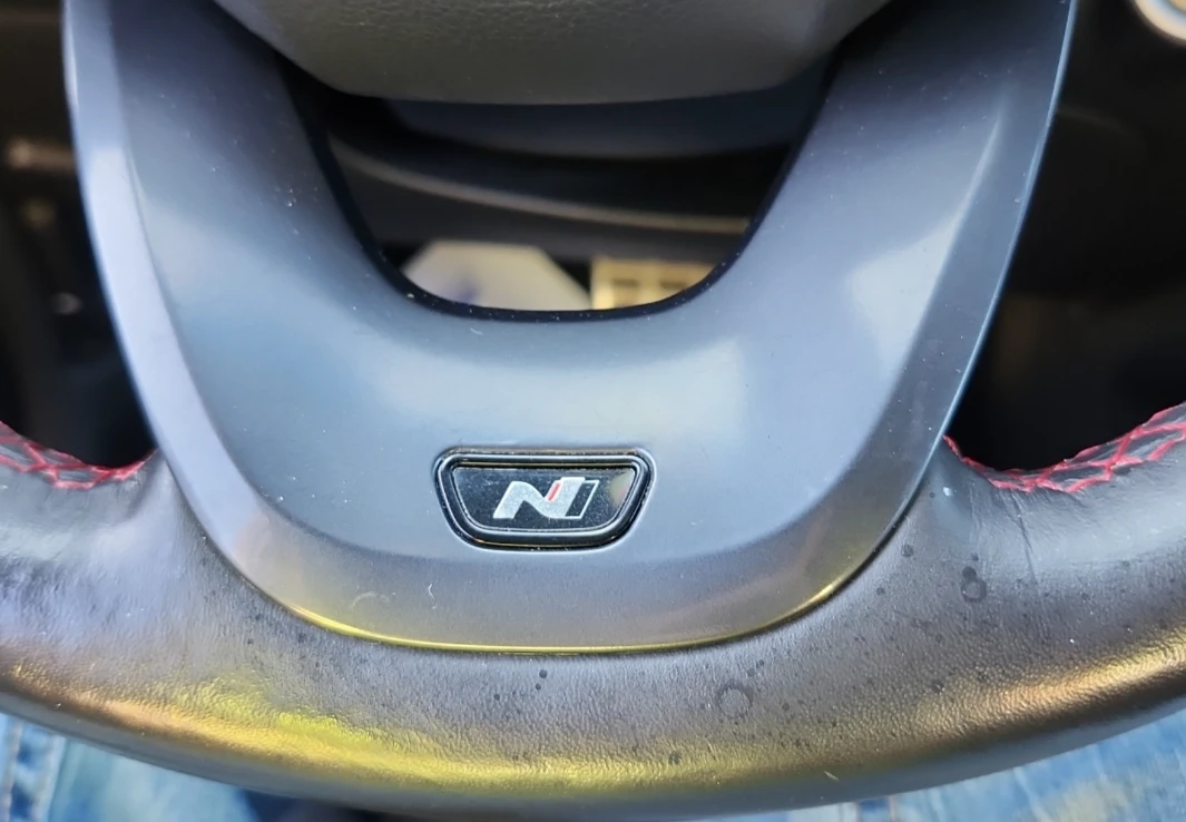 Hyundai Kona * N Line* AWD* Подгрев* Blind Spot* , снимка 9 - Автомобили и джипове - 55563059
