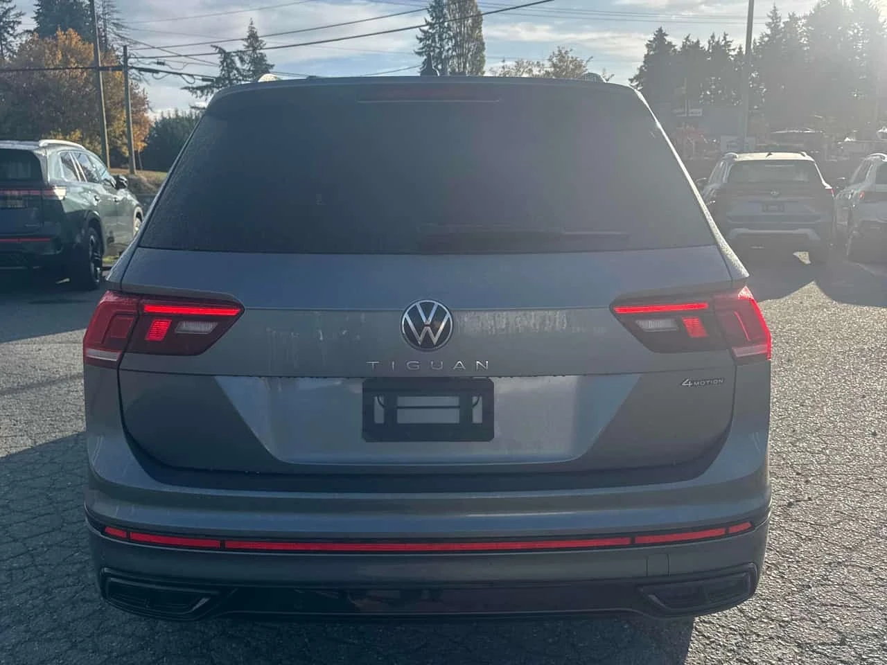 VW Tiguan * Comfortline R Line Black Edition * CARFAX * ���� | Mobile.bg � ����������� 4