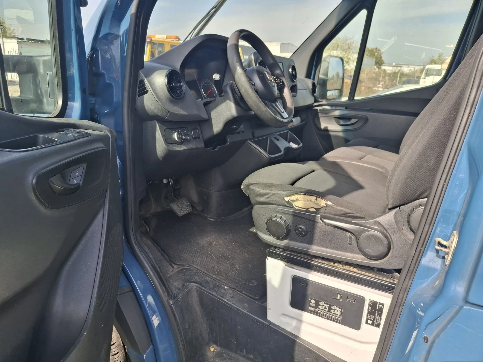 Mercedes-Benz Sprinter 2.2 651 euro6 105kw Падащ Борд  - изображение 9