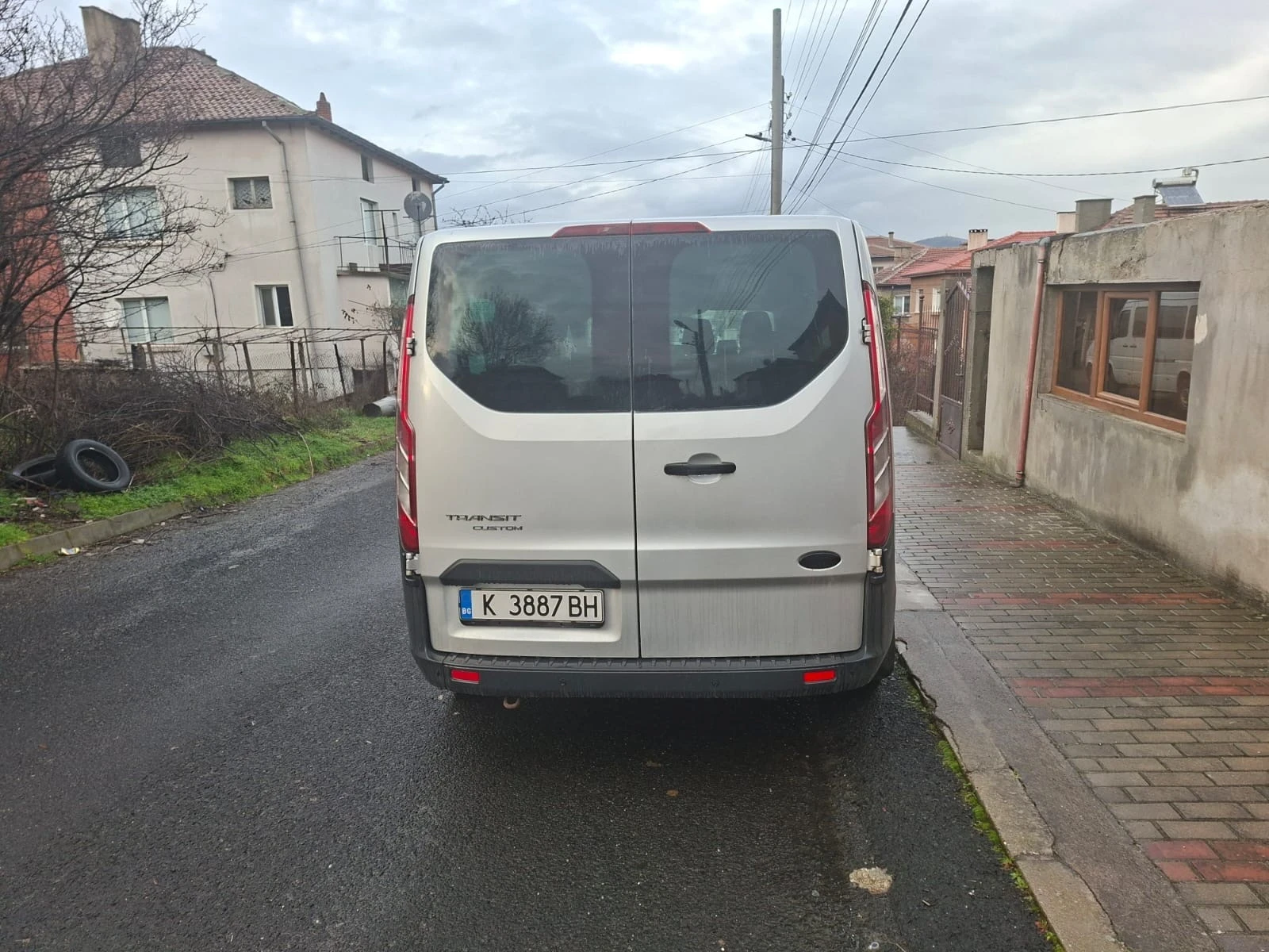 Ford Transit Custom 2.2 TDCi 9местен - изображение 3