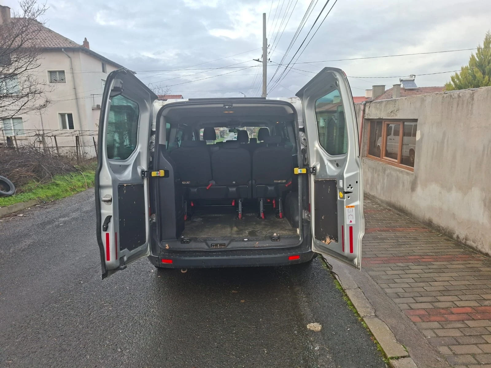 Ford Transit Custom 2.2 TDCi 9местен - изображение 5