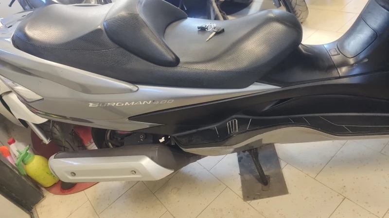 Suzuki Burgman 400 РЕГИСТРИРАН, снимка 4 - Мотоциклети и мототехника - 51096245
