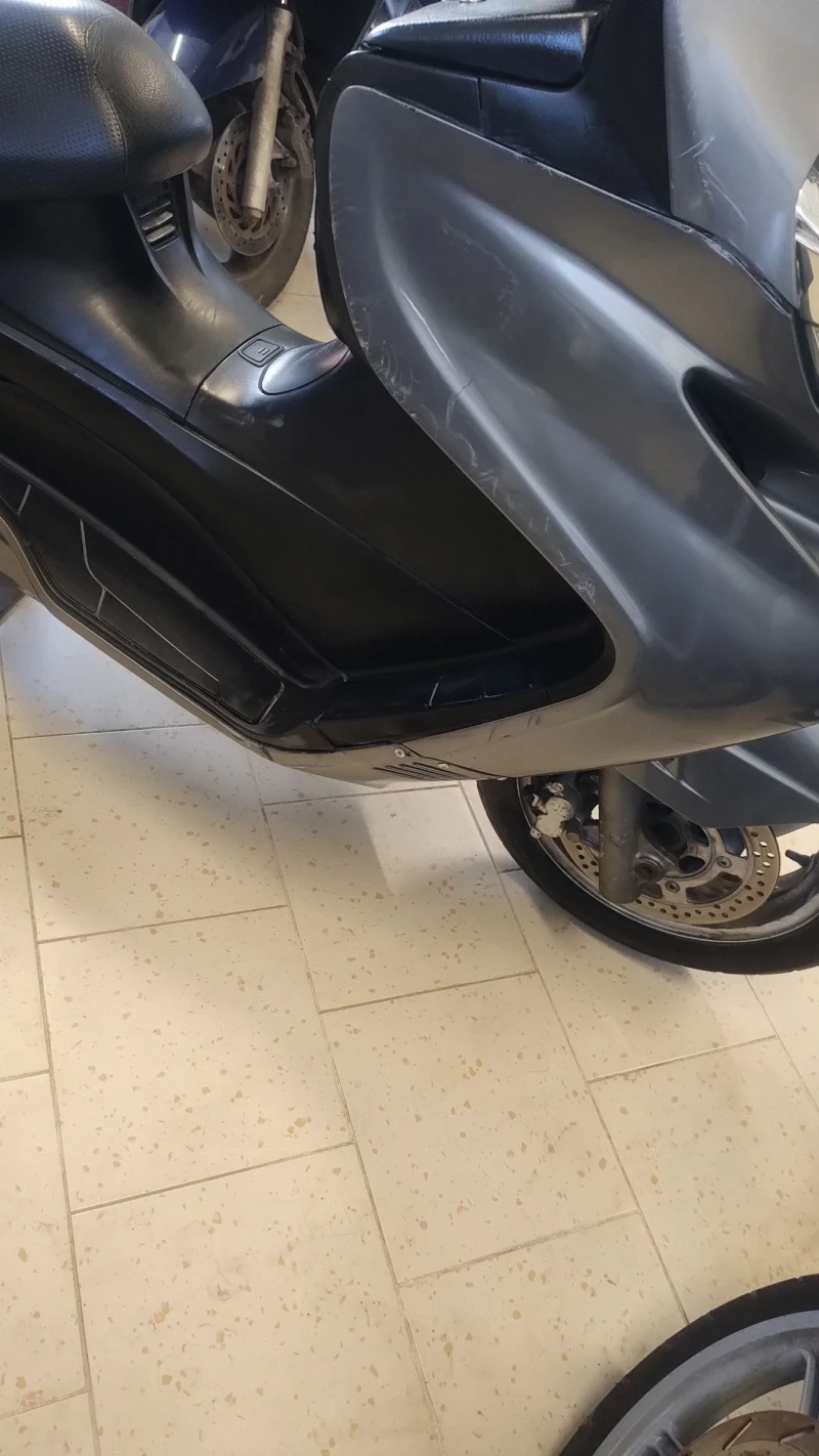 Suzuki Burgman 400 РЕГИСТРИРАН, снимка 5 - Мотоциклети и мототехника - 51096245