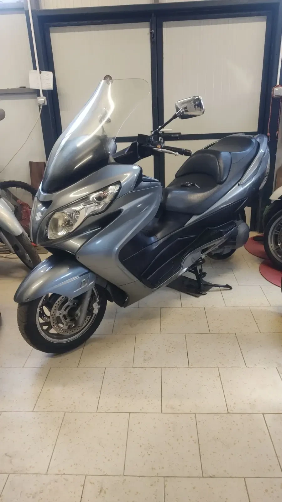 Suzuki Burgman 400 РЕГИСТРИРАН - изображение 2