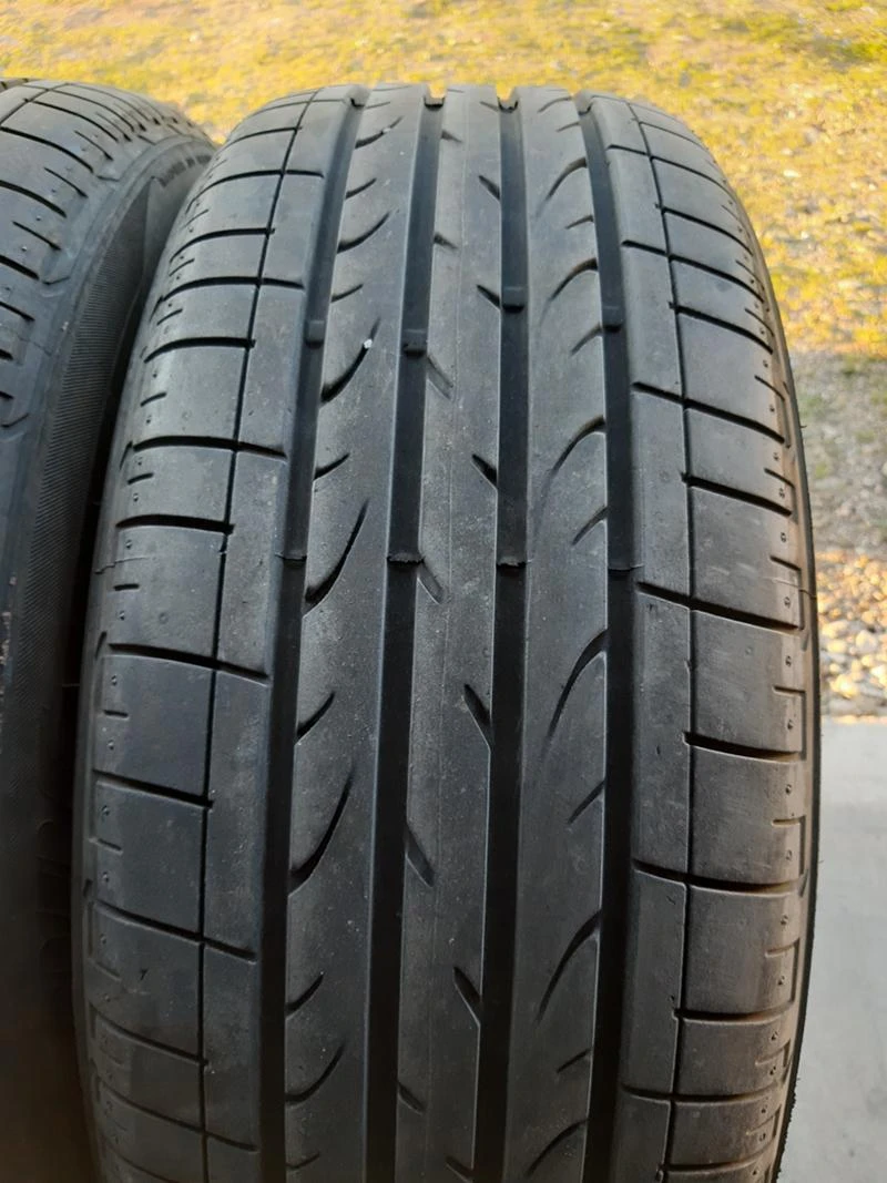 Гуми Летни 235/55R19, снимка 2 - Гуми и джанти - 36393436