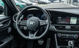 Alfa Romeo Giulia 2.0Q4/280HP/VELOCE/MATRIX/PANO/H&K/MEMO/906g, снимка 7