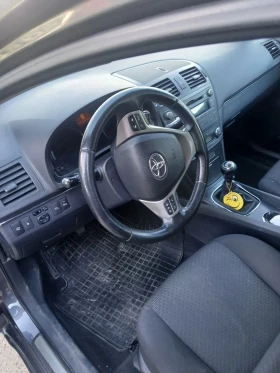 Toyota Avensis 2.2 D-4D* 150к.с* Климатроник, снимка 4
