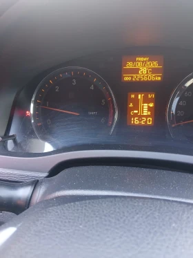 Toyota Avensis 2.2 D-4D* 150к.с* Климатроник, снимка 5