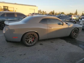 Dodge Challenger SRT HELLCAT, снимка 4