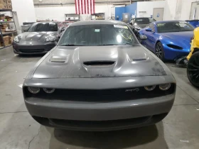 Dodge Challenger SRT HELLCAT, снимка 1