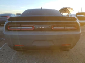 Dodge Challenger SRT HELLCAT, снимка 6