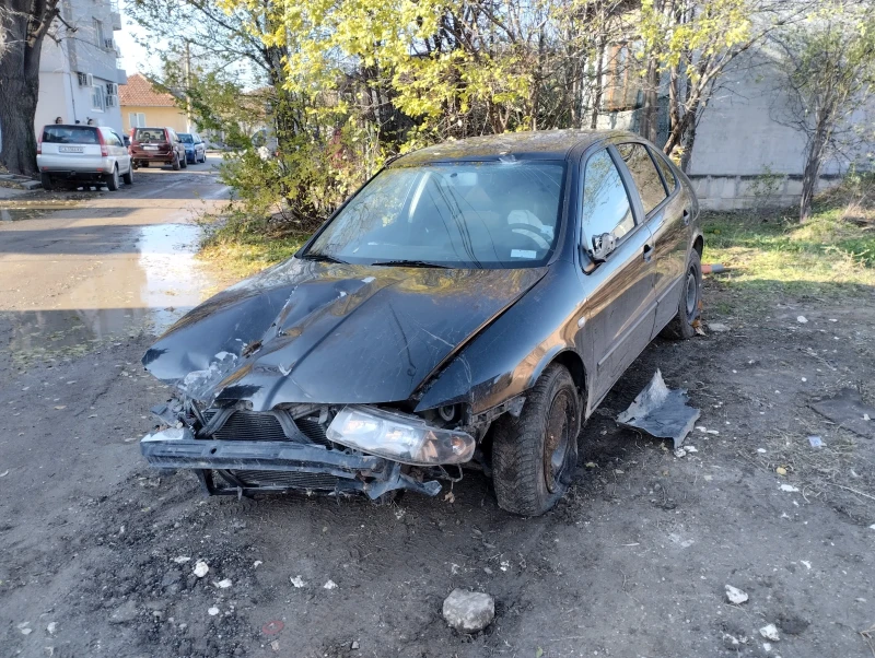 Seat Leon, снимка 2 - Автомобили и джипове - 48084170