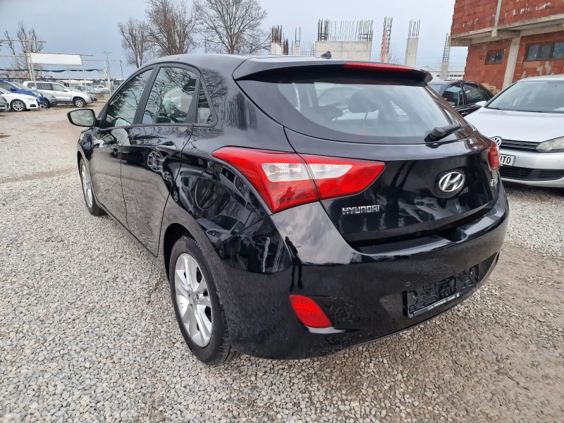 Hyundai I30 1.4CRDI-90k.s-КОЖЕН САЛОН-EURO 5, снимка 6 - Автомобили и джипове - 48538182