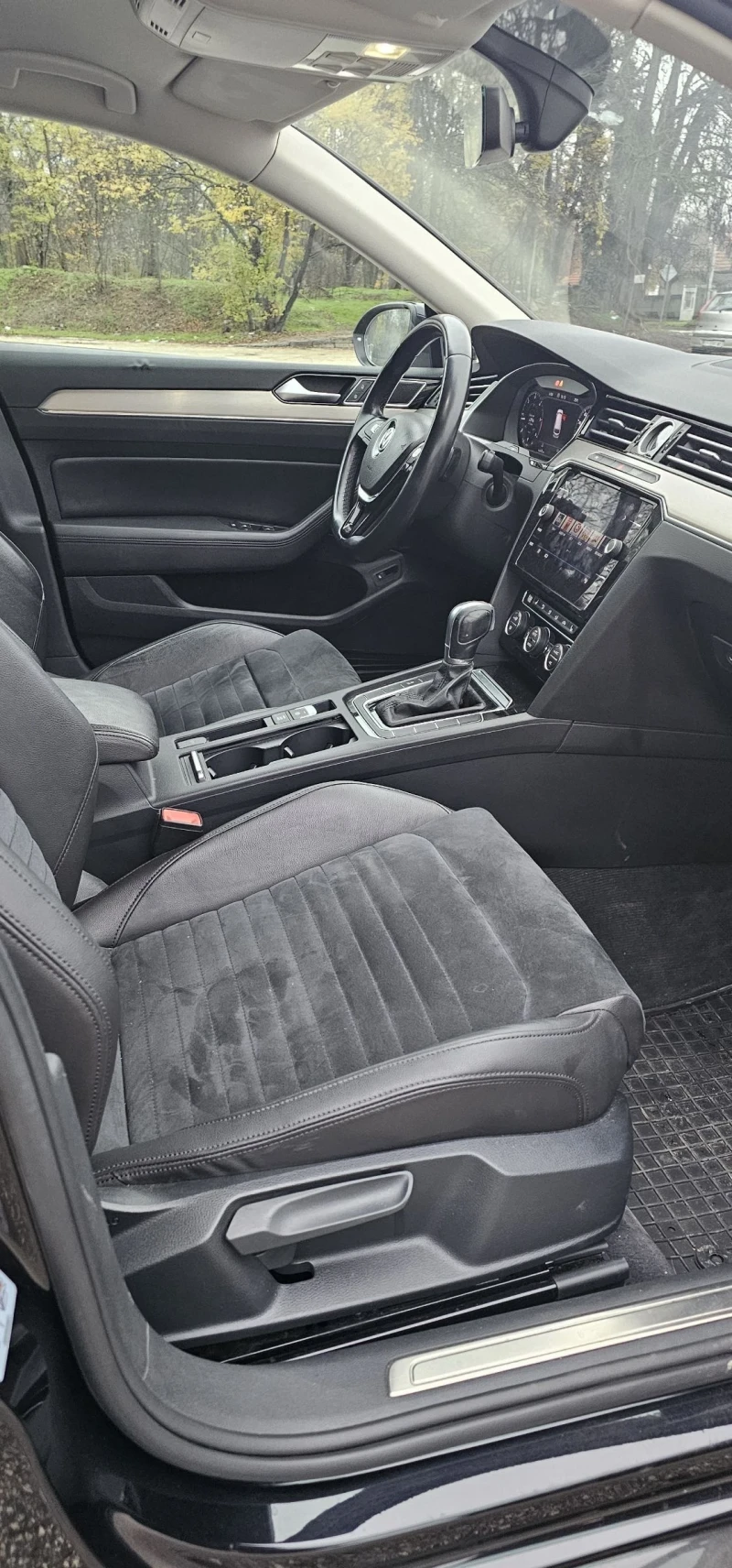 VW Passat DIGITAL AUTOMATIK HIGHLINE+ LED, снимка 9 - Автомобили и джипове - 52572683