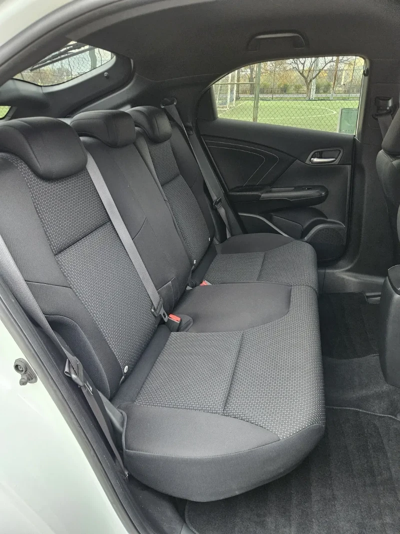 Honda Civic 1.8i-VTEC NAVI, City Brake, Blind Spot, Евро 6 , снимка 12 - Автомобили и джипове - 52584345