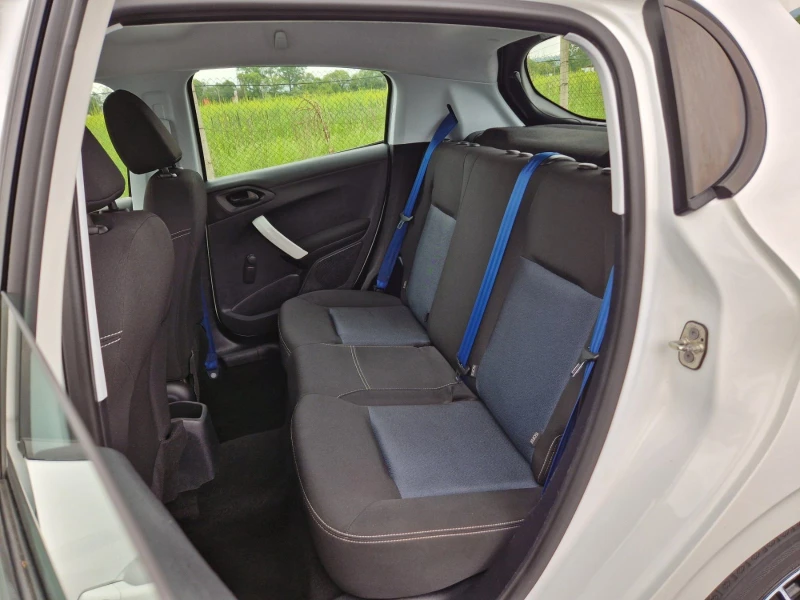 Peugeot 208, снимка 10 - Автомобили и джипове - 52789643
