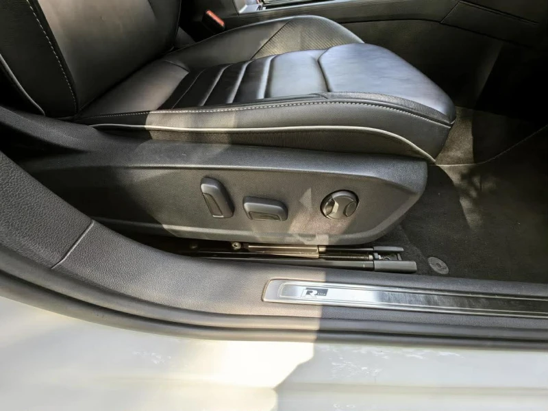 VW Arteon, снимка 8 - Автомобили и джипове - 52801617